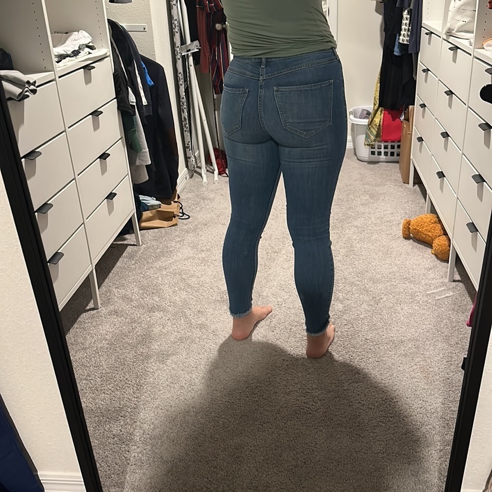 Hollister Skinny jeans - Picture 2 of 2